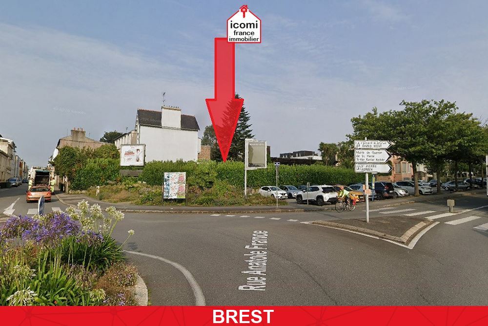 A VENDRE - 2 RUE EMILE ROUSSE - TERRAIN CONSTRUCTIBLE DE 718M² AVEC MAISON EXISTANTE A DEMOLIR - IDEAL CONSTRUCTION/MARCHAND/DIVISION - RARE